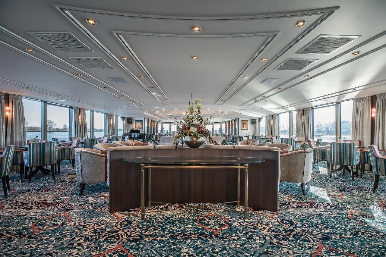 Hotel Viva Riverside 4 Koeln