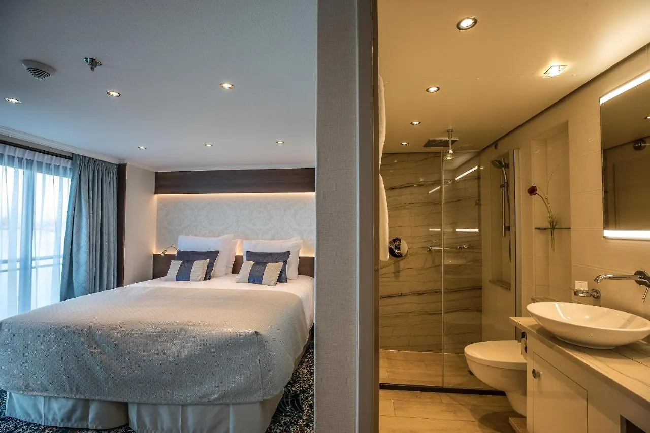 **** Hotel Viva Riverside 4 Koeln Germany