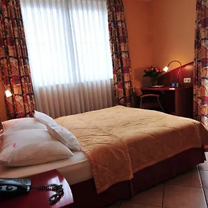 Mado Hotel